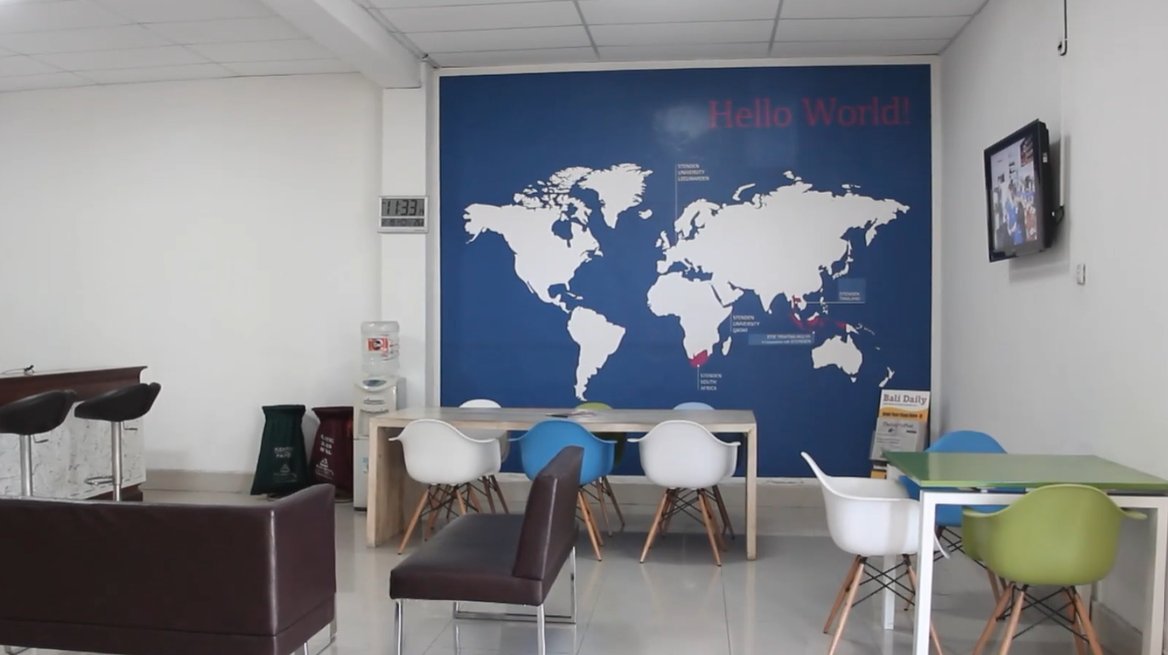 Stenden Bali campus facilities, global learning lounge